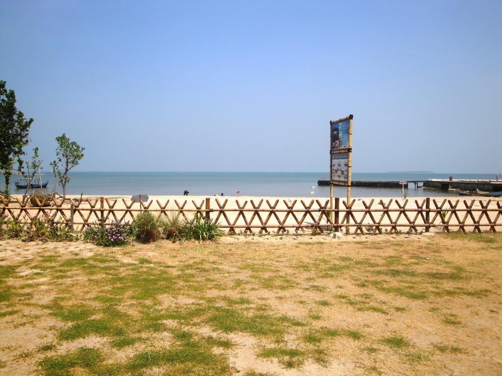 Jepara Marina Beach Bungalows 외부 사진