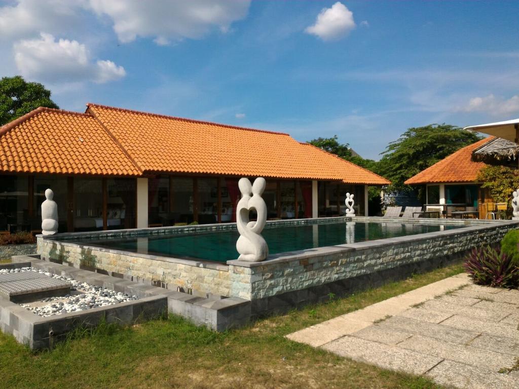 Jepara Marina Beach Bungalows 외부 사진