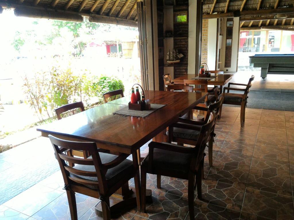 Jepara Marina Beach Bungalows 외부 사진